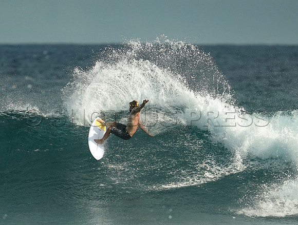 Wes Shaw Surfing 20240906 -212726