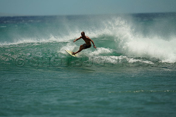 Wes Shaw Maui Surfing 20240714 -179935