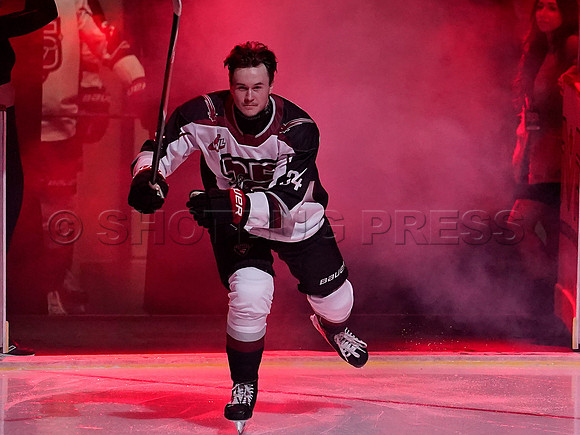 Wes Shaw Penticton Vees at the Vancouver Giants  20250920 -377013