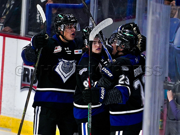 Victoria Royals fall to the Vancouver Giants 6-5 in OT at Langley Event Centre