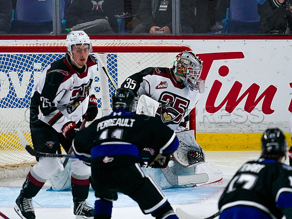 Victoria Royals fall to the Vancouver Giants 6-5 in OT at Langley Event Centre