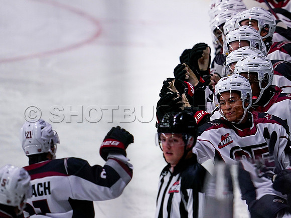 Victoria Royals fall to the Vancouver Giants 6-5 in OT at Langley Event Centre
