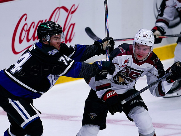 Victoria Royals fall to the Vancouver Giants 6-5 in OT at Langley Event Centre