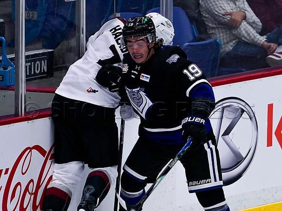 Victoria Royals fall to the Vancouver Giants 6-5 in OT at Langley Event Centre