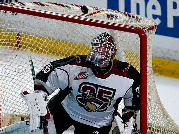 Victoria Royals fall to the Vancouver Giants 6-5 in OT at Langley Event Centre