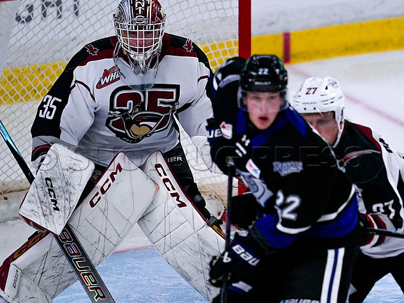 Victoria Royals fall to the Vancouver Giants 6-5 in OT at Langley Event Centre