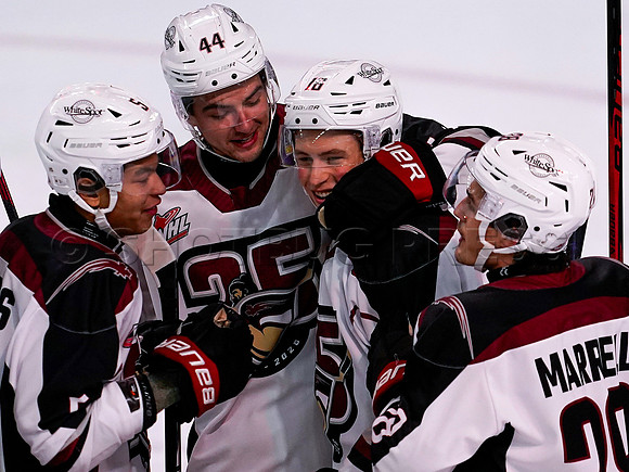 Victoria Royals fall to the Vancouver Giants 6-5 in OT at Langley Event Centre