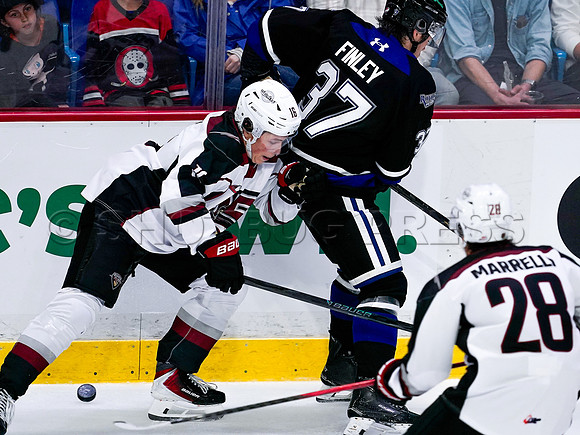 Victoria Royals fall to the Vancouver Giants 6-5 in OT at Langley Event Centre