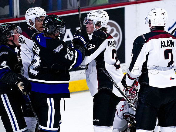 Victoria Royals fall to the Vancouver Giants 6-5 in OT at Langley Event Centre