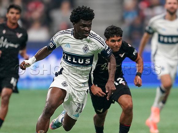 Wes Shaw Vancouver Whitecaps dominate Vancouver FC in the Telus Canadian Championship 20251001 -385468