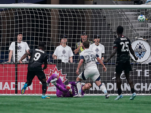 Wes Shaw Vancouver Whitecaps dominate Vancouver FC in the Telus Canadian Championship 20251001 -386187
