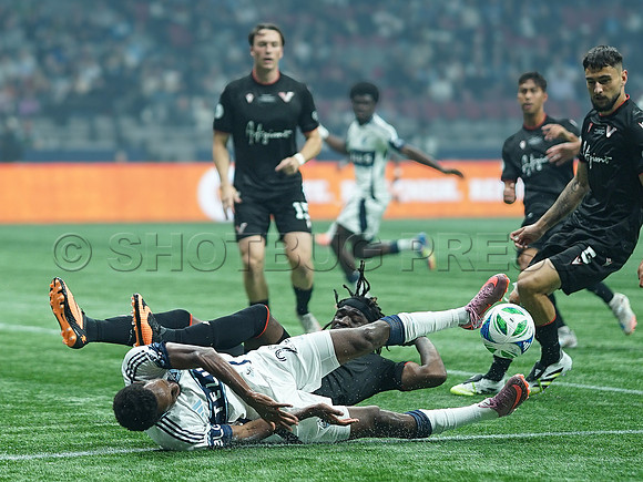 Wes Shaw Vancouver Whitecaps dominate Vancouver FC in the Telus Canadian Championship 20251001 -386670