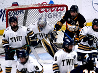 Wes Shaw-UBC Thunderbirds at Trinity Western Spartans-20251205-554