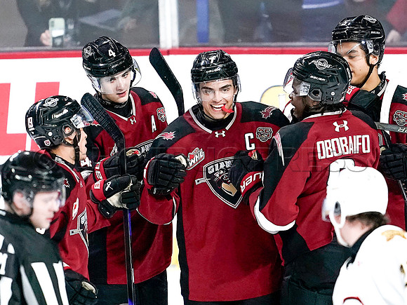 Wes Shaw-Portland Winterhawks at the Vancouver Giants-20251205-1273