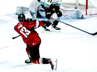 Wes Shaw-Portland Winterhawks at the Vancouver Giants-20251205-1469