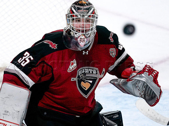 Wes Shaw-Portland Winterhawks at the Vancouver Giants-20251205-1760