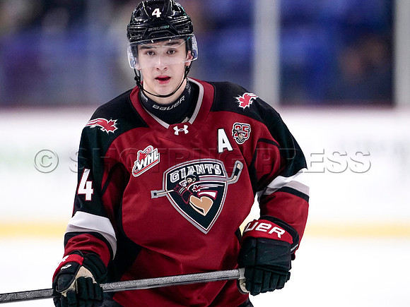 Wes Shaw-Portland Winterhawks at the Vancouver Giants-20251205-2225