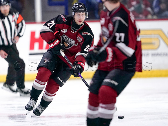Wes Shaw-Portland Winterhawks at the Vancouver Giants-20251205-2295