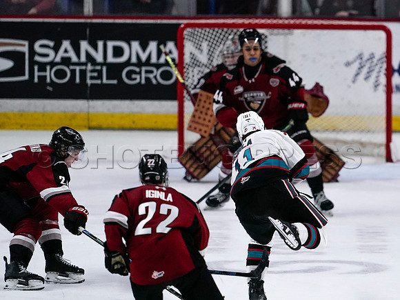 Wes Shaw-Kelowna Rockets at the Vancouver Giants for JR Country Night-20260131-9757
