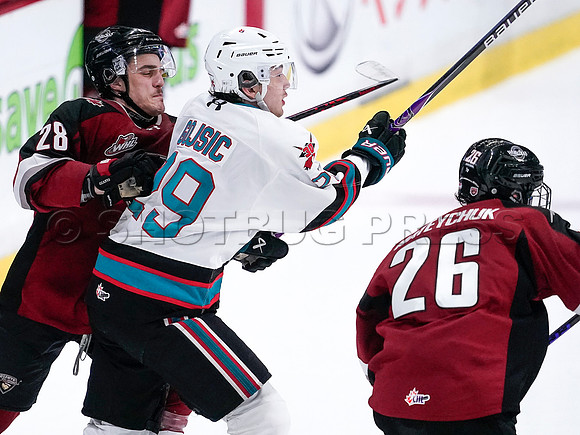Wes Shaw-Kelowna Rockets at the Vancouver Giants for JR Country Night-20260131-9654