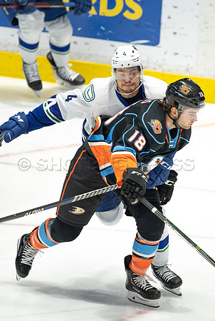 Abbotsford Canucks defeat San Diego Gulls 4-2 on Sunday, Jan 23, 2022 at Abbotsford Centre.