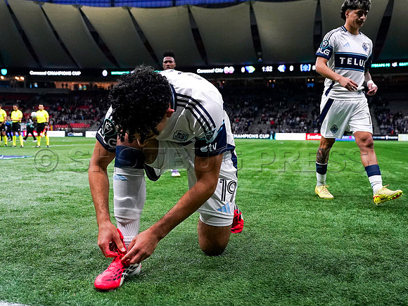 Wes Shaw Vancouver Whitecaps Seattle Sounders 44715