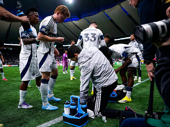 Wes Shaw Vancouver Whitecaps Seattle Sounders 44719