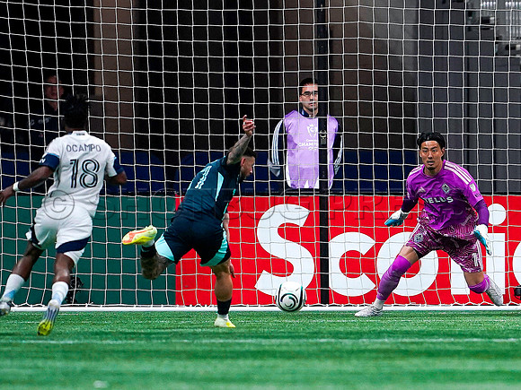 Wes Shaw Vancouver Whitecaps Seattle Sounders 44755