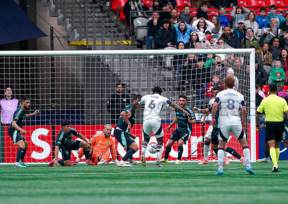 Wes Shaw Vancouver Whitecaps Seattle Sounders 44840