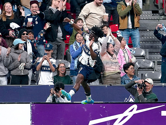 Wes Shaw Shotbug Press-Sporting Kansas City at Vancouver Whitecaps FC-20260417-65268