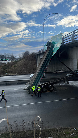 The Cambie St overpass above Knight St is now closed RichmondBC-3