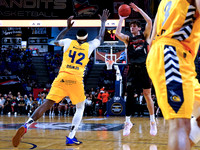 Wes Shaw Shotbug Press-Edmonton Stingers at the Vancouver Bandits-20260522-83374
