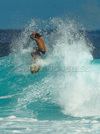 Wes Shaw Surfing 20240910 -216655