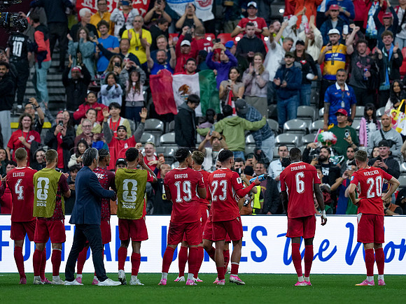 Wes Shaw Shotbug Press-Algeria falls to Switzerland 2-0 in this round of 32 action-20260702-131816