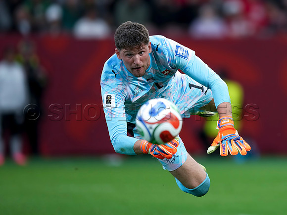 Wes Shaw Shotbug Press-Algeria falls to Switzerland 2-0 in this round of 32 action-20260702-131445
