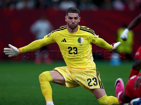Wes Shaw Shotbug Press-Algeria falls to Switzerland 2-0 in this round of 32 action-20260702-132272
