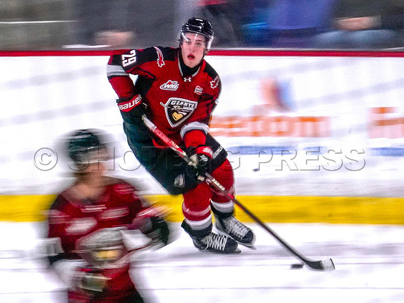 Wes Shaw Shotbug Press-Seattle Thunderbirds at the Vancouver Giants-20261010-215439