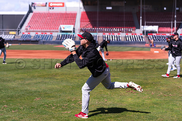 Tue, Apr. 5, 2022 The Vancouver Canadians held practice today at Nat Bailey Stadium