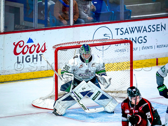 Wes Shaw Shotbug Press-Seattle Thunderbirds at the Vancouver Giants-20261010-216236