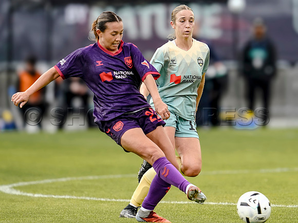 Wes Shaw Shotbug Press-Vancouver FC hold on to a 3-2 win over the Calgary Wild FC-20261025-220386