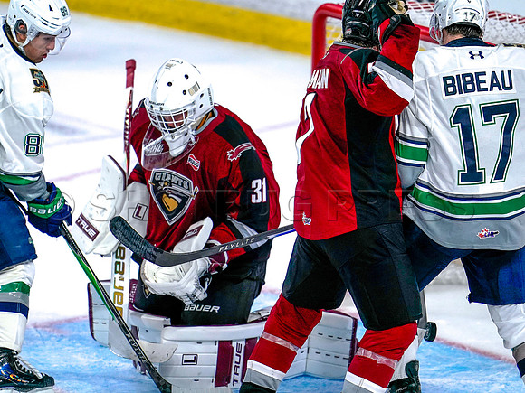 Wes Shaw Shotbug Press-Seattle Thunderbirds at the Vancouver Giants-20261010-216326