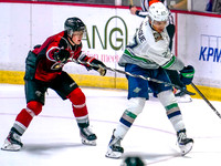 Wes Shaw Shotbug Press-Seattle Thunderbirds at the Vancouver Giants-20261010-215556
