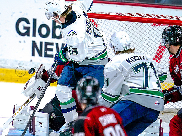 Wes Shaw Shotbug Press-Seattle Thunderbirds at the Vancouver Giants-20261010-216156