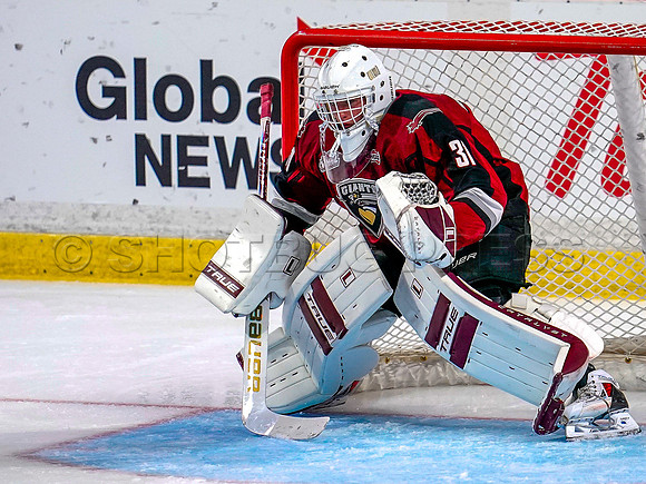 Wes Shaw Shotbug Press-Seattle Thunderbirds at the Vancouver Giants-20261010-215848