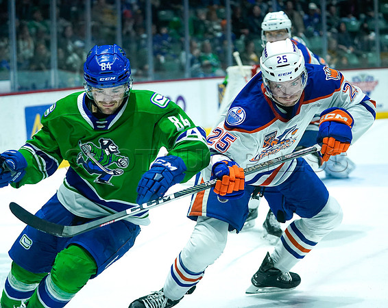 Wes Shaw Bakerfield Condors vs the Abbotsford Canucks  20230419 -4301