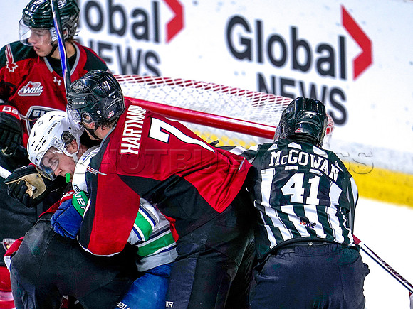 Wes Shaw Shotbug Press-Seattle Thunderbirds at the Vancouver Giants-20261010-216401
