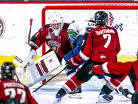 Wes Shaw Shotbug Press-Seattle Thunderbirds at the Vancouver Giants-20261010-215513