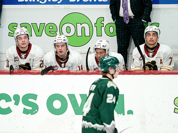 Wes Shaw Everett Silvertips skate circles around the Vancouver Giants 20241129 -255263