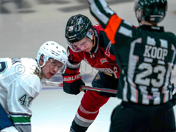 Wes Shaw Shotbug Press-Seattle Thunderbirds at the Vancouver Giants-20261010-215632