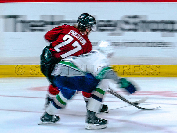 Wes Shaw Shotbug Press-Seattle Thunderbirds at the Vancouver Giants-20261010-216553